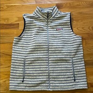 Women’s  xl vineyard vines vest